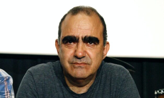 Elio: “A Sanremo la qualità della musica è sempre più bassa. Immaginate di essere fra 200 anni qui ad ascoltare Sfera Ebbasta”