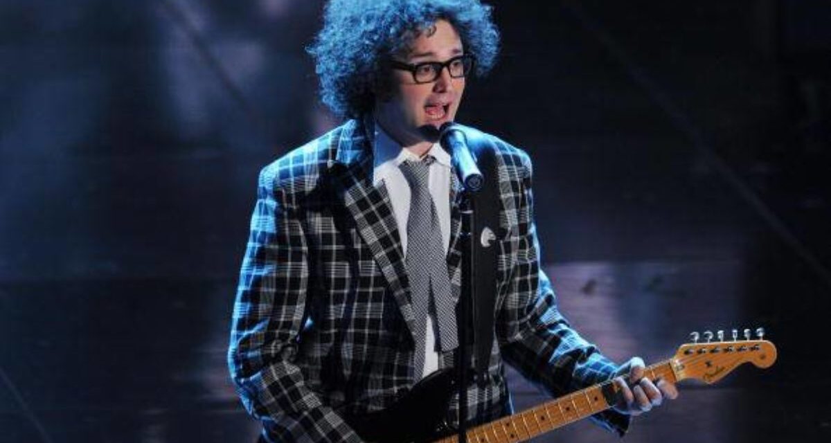 Simone Cristicchi contro Sanremo: “Si danno 15 minuti di celebrità a certi personaggi squallidi”