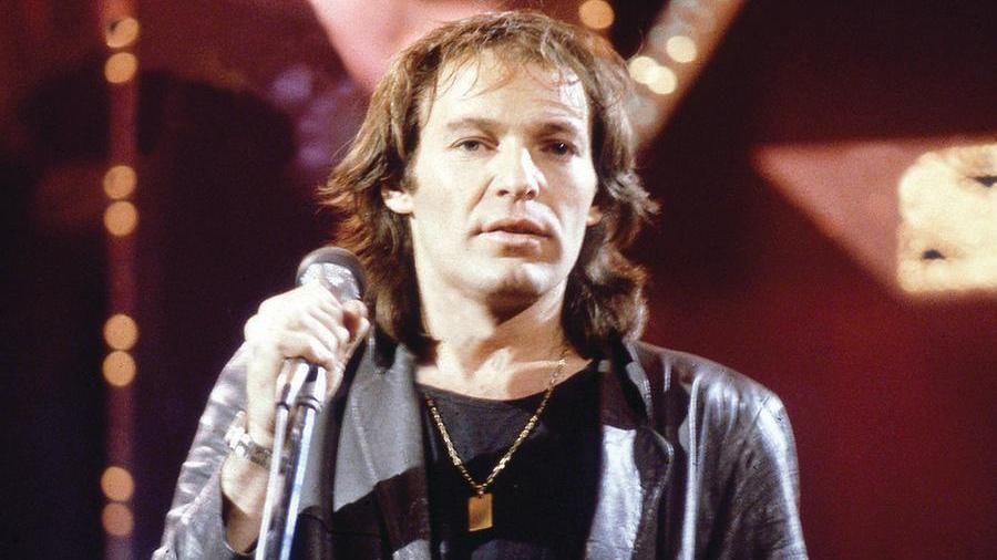 Vasco Rossi ricorda Vita spericolata: “Scelsi di cantarla a Sanremo come sberleffo a tutta la platea a quei tempi molto ingessata”