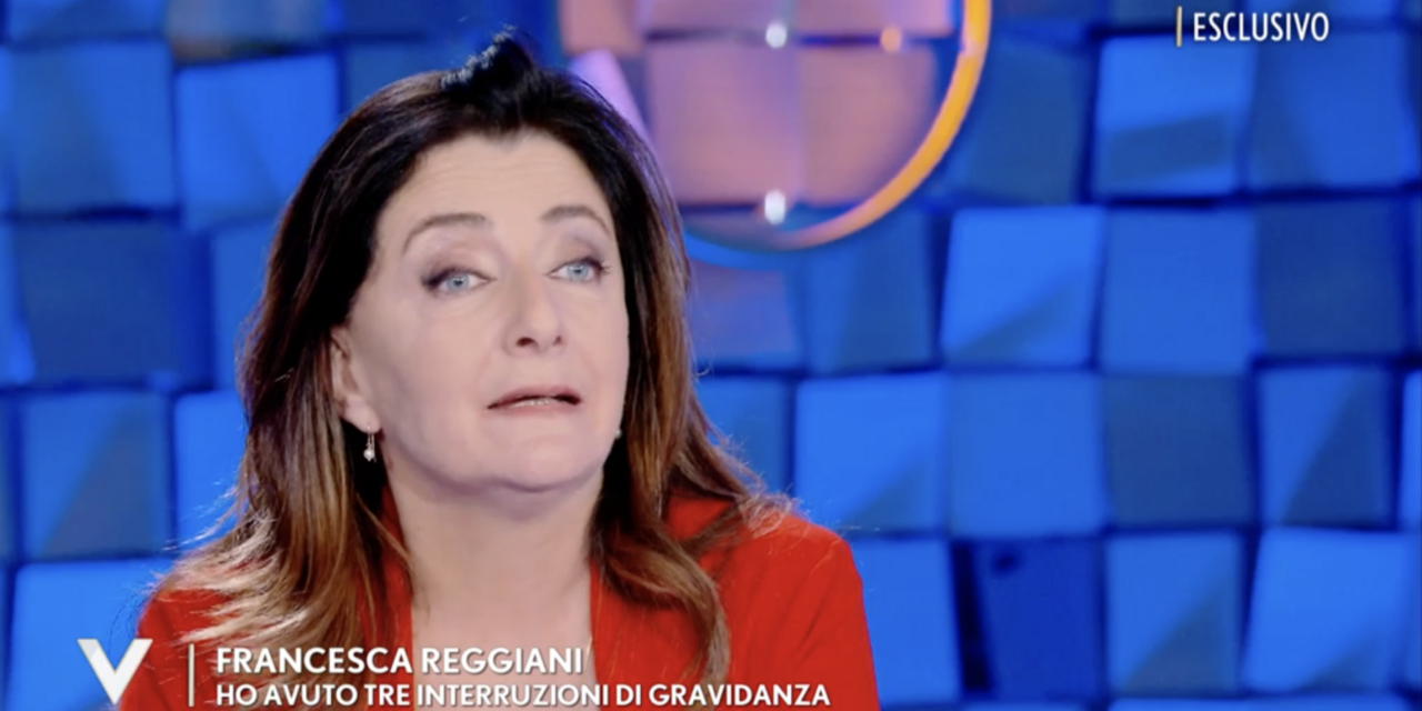 Francesca Reggiani: “Andai da una cartomante dopo il terzo aborto, mi disse che nel giro di un anno e mezzo sarei diventata mamma”