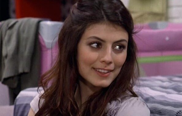 Alessandra Mastronardi: “I Cesaroni sono stati uno sliding door importante per la mia carriera. Se non li avessi fatti sarei stata meno nazional popolare”