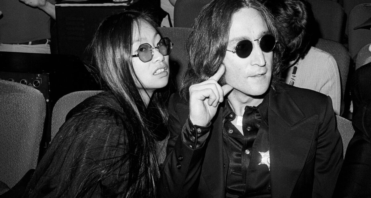John Lennon, parla l’amante May Pang: “Fu Yoko Ono a chiedermi di avere una storia con suo marito”