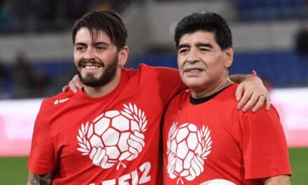 Maradona Junior: “Il nome di mio padre è stato strumentalizzato per il vile denaro. Era un buono che si è fidato di persone sbagliate”