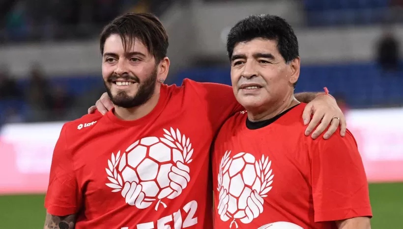Maradona Junior: “Il nome di mio padre è stato strumentalizzato per il vile denaro. Era un buono che si è fidato di persone sbagliate”