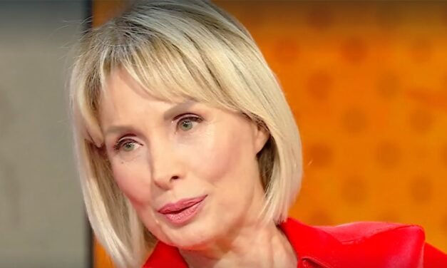 Marta Flavi: “Ho una tecnica infallibile per troncare una relazione, si chiama ‘cena dell’addio’”