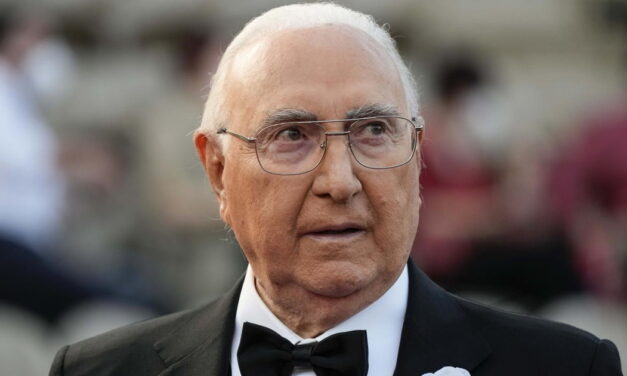 Pippo Baudo: “La Rai è dei cittadini che pagano il canone, quindi deve essere plurale. Se Fazio ha deciso di lasciare dopo 40 anni qualche motivo ci sarà”