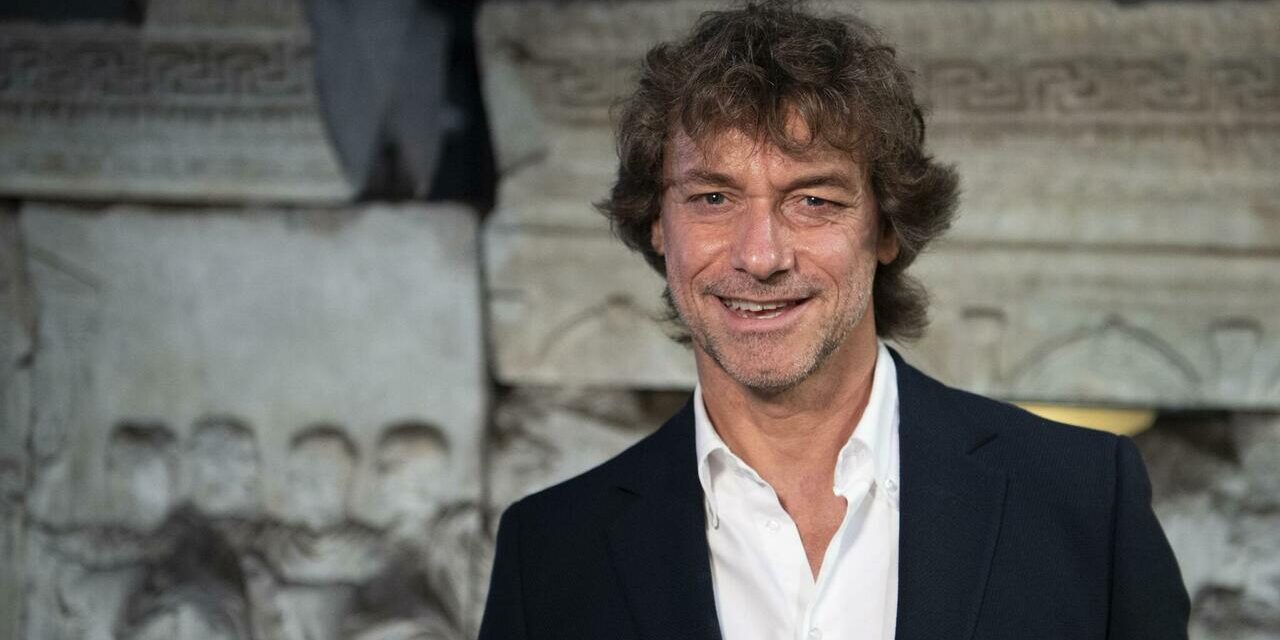 Alberto Angela: “La Rai? Resto anche se guadagno meno di Amadeus e altrove prenderei 10 volte tanto”