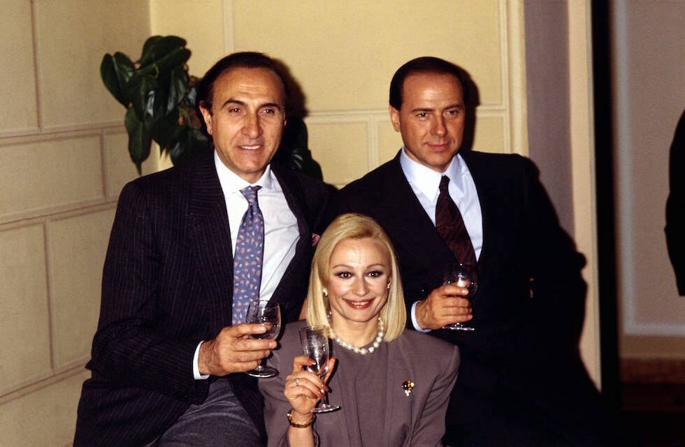 Pippo Baudo: “Quando decisi di andare via da Mediaset, Berlusconi mi chiese di cedergli un palazzo. Mentana lo chiamava palazzo Baudo!”
