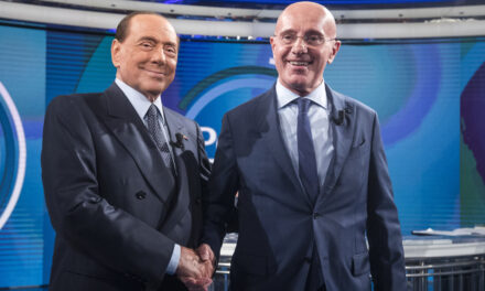 Morte Berlusconi, Arrigo Sacchi piange: “Pensava di insieme e vedeva lontano. Amico geniale al quale devo tutto”