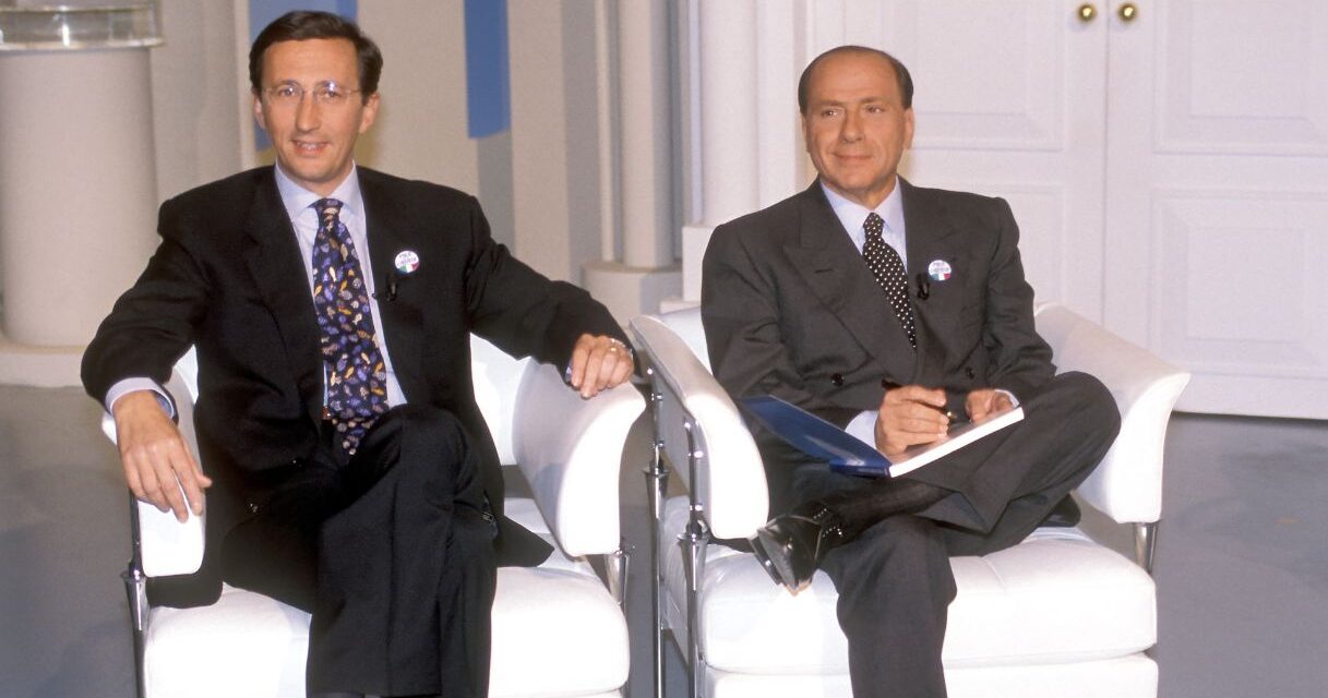 Berlusconi, il ricordo di Fini: “Fu un amico che mi fu di conforto quando perdemmo le nostre madri a pochi giorni di distanza”