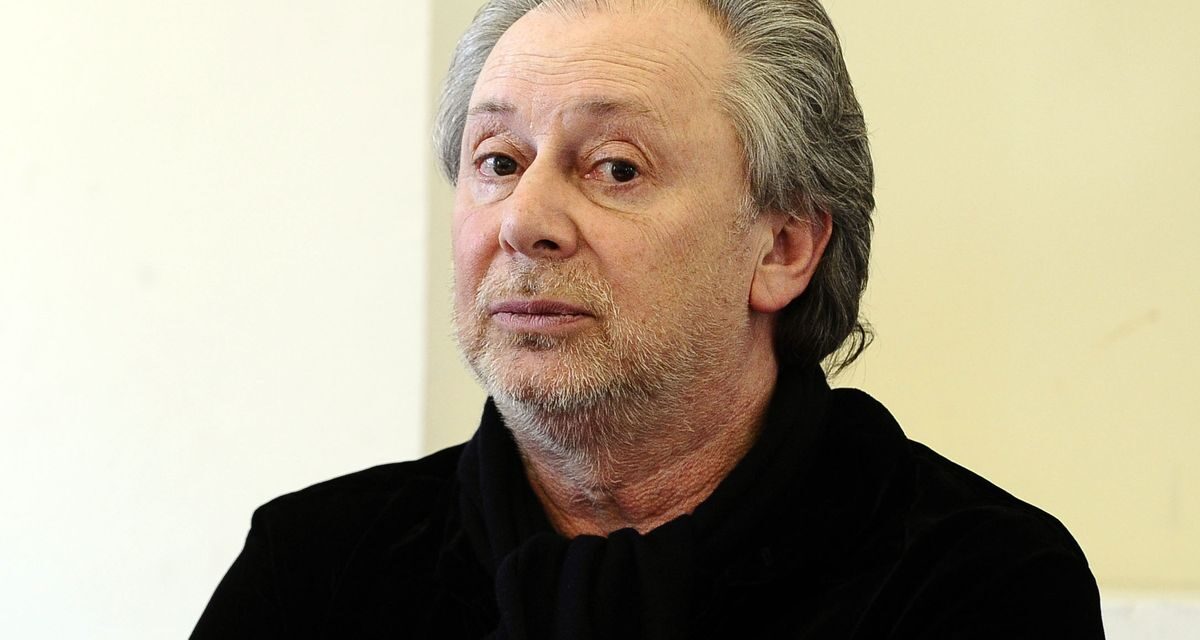 Lele Mora: “Mi sono fatto da parte perché mi devo curare. Gli amici? Tanti sono spariti, quando cadi sei come un appestato”