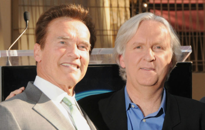 Arnold Schwarzenegger: “Terminator ha previsto la realtà di oggi con l’Intelligenza Artificiale. James Cameron fu incredibile!”