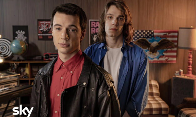 Hanno ucciso l’Uomo Ragno – La vera storia degli 883, Max Pezzali sulla serie tv: “A Pavia, mentre giravano, si è creata una sorta di ossessione collettiva”