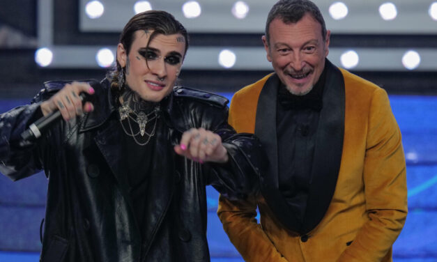 Palinsesti Rai, l’ad Sergio sul caso Fedez e Rosa Chemical a Sanremo: “Indecoroso e inaccettabile, se dovesse succedere qualcosa ne chiederemo conto”