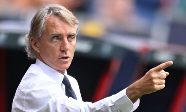 Roberto Mancini: “È da un po’ di tempo che lui pensava cose opposte alle mie”