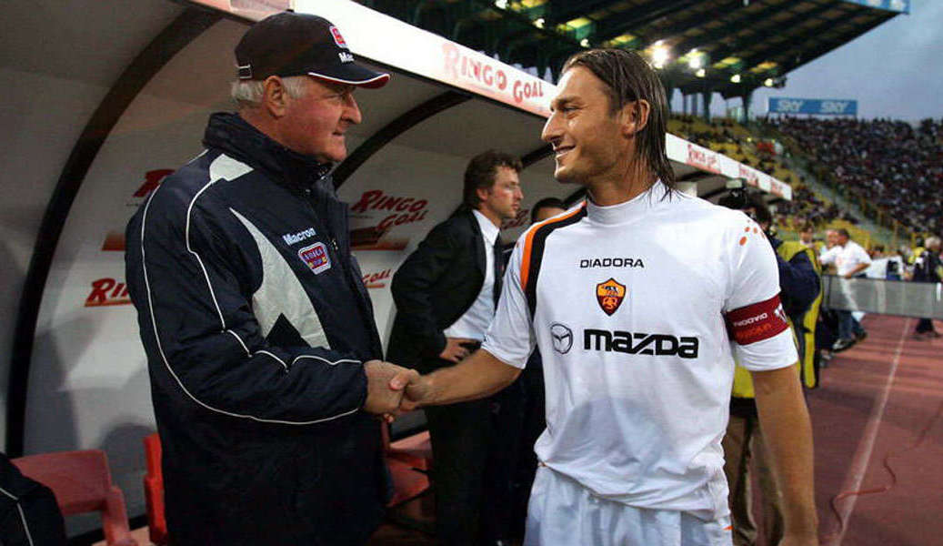 Morto Carlo Mazzone, il ricordo emozionato di Francesco Totti: “Padre, mister, maestro. Eternamente grazie”