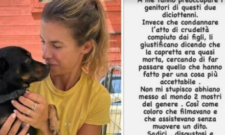 Elisabetta Canalis furiosa per la capretta uccisa a calci: “Sadici, disgustosi e crudeli. Mi fanno preoccupare i loro genitori