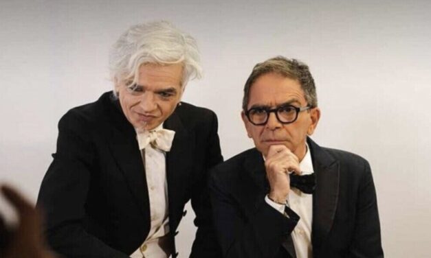 Pino Strabioli difende Morgan: “Non è un omofobo. Sono frasi indicibili, ma non è un omofobo”