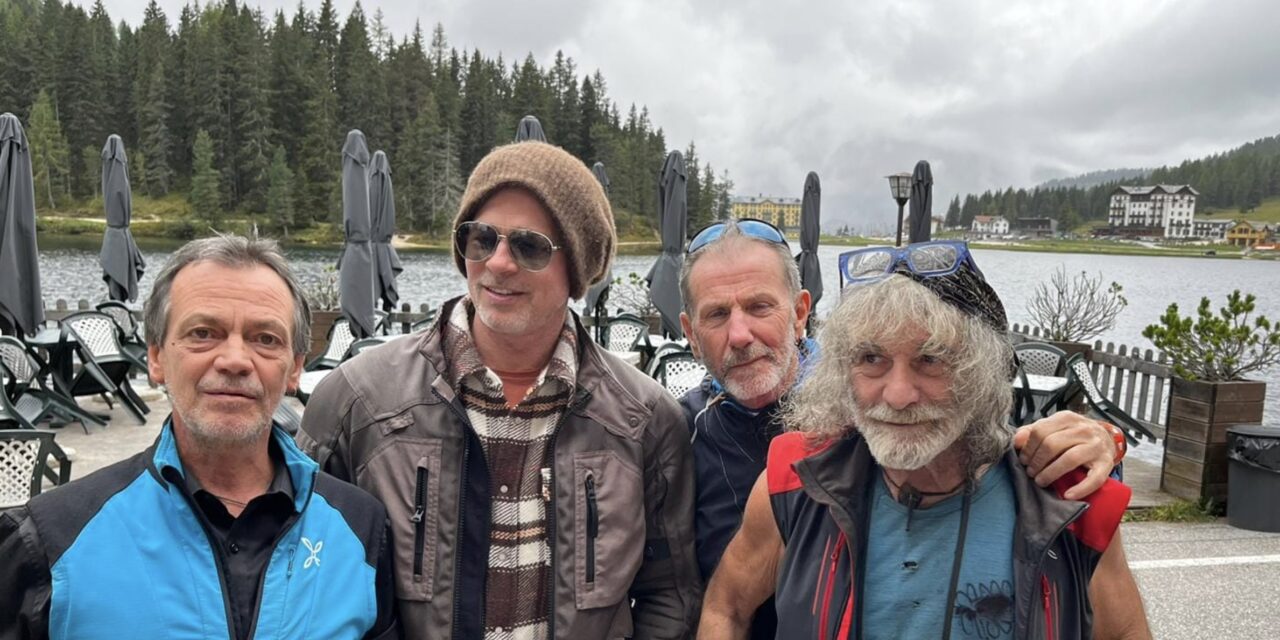 Brad Pitt visita l’Alto Adige, l’incontro con Mauro Corona