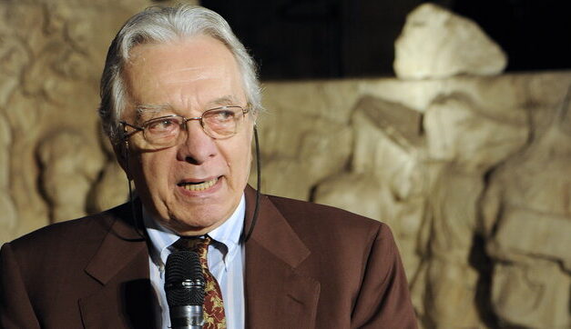 Morto Franco Migliacci, addio al noto paroliere di “Nel blu dipinto di blu” e di “Fatti mandare dalla mamma”