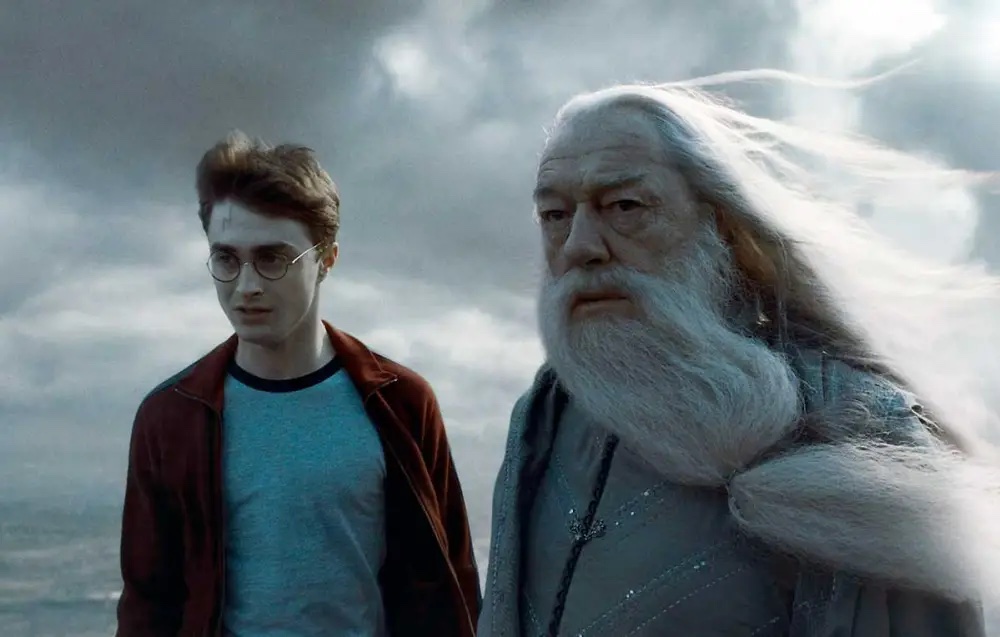 Il cast di Harry Potter ricorda il defunto Micheal Gambon