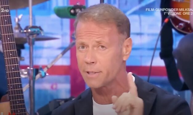 Rocco Siffredi, il porno e l’appello ai giovani: “Non imitateci, vi fate male”