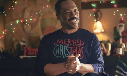Buon Natale da Candy Cane Lane, le prime immagini e il poster del film di Natale con Eddie Murphy