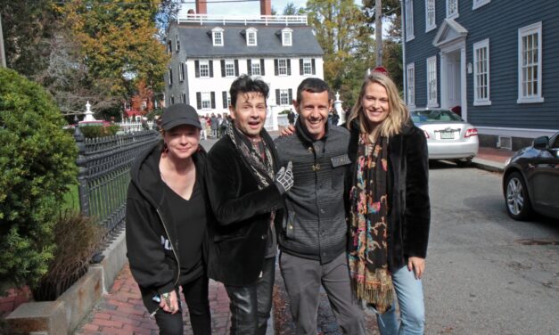 Hocus Pocus, gli attori riuniti a Salem per il 30esimo anniversario