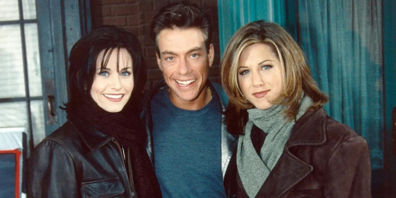 Jean-Claude Van Damme ricorda il cameo in Friends: “La mia recitazione è pessima, mi vergogno, sembro un prosciutto”