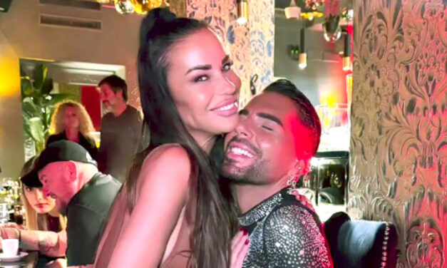 Federico Fashion Style sul litigio con Antonella Mosetti: “Con 600 euro cosa ci fai? Al massimo compri un paio di scarpe! Ci siamo visti da poco e mi ha baciato sulla bocca!”