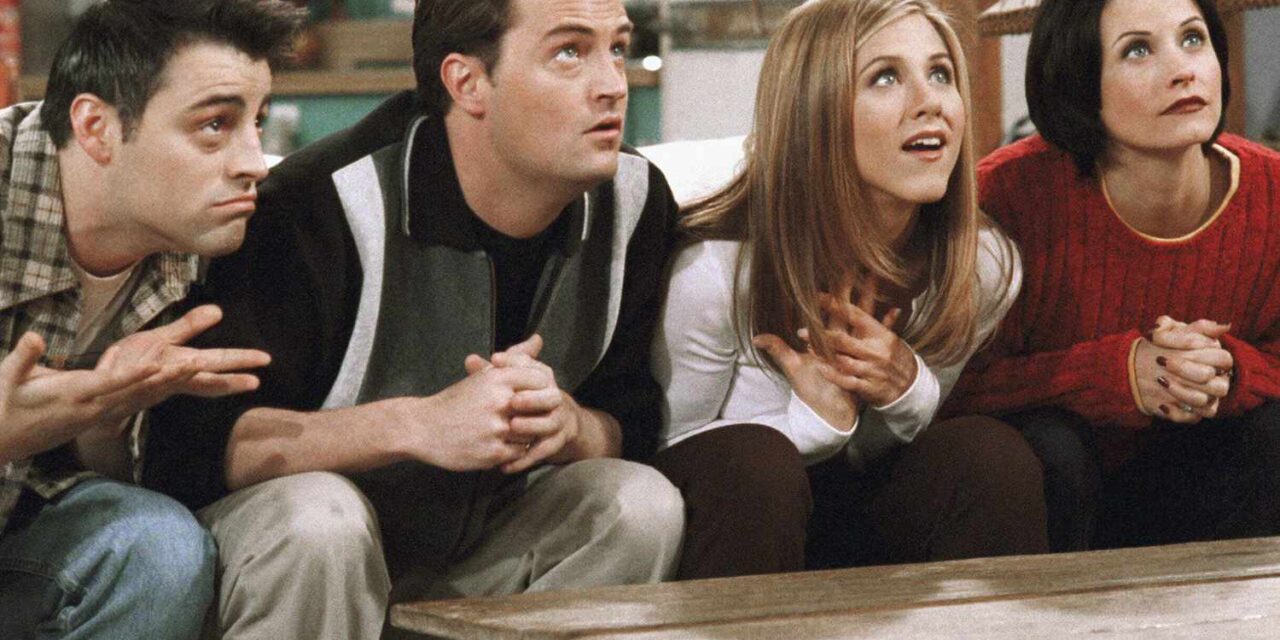Jennifer Aniston, Courteney Cox e David Schwimmer ricordano Matthew Perry