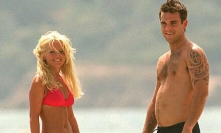 Robbie Williams e la storia d’amore con Geri Halliwell: “La nostra relazione cominciò quando ero agli alcolisti anonimi”
