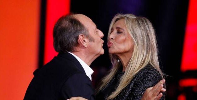 Gerry Scotti: “Io e Mara Venier siamo tondeggianti, ci chiamano zii perché trattiamo gli spettatori come familiari”