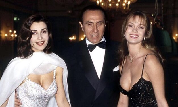 Claudia Koll: «Durante Sanremo ’95 con Anna Falchi ci dicevamo: “ma perché ci mettono l’una contro l’altra”»