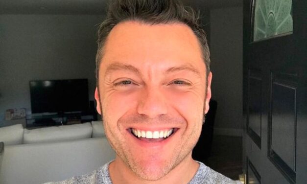 Tiziano Ferro: “Sette anni dall’ultimo bicchiere e dal primo giorno con la serenità di accettare le cose che non posso cambiare”