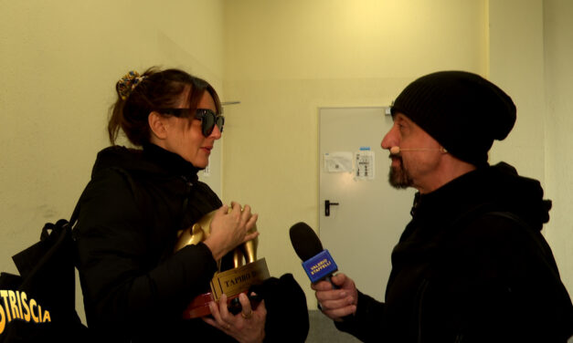 Striscia, Tapiro ad Ambra che nega di essere stata minacciata da Morgan: «Nessuna minaccia, non so cosa sia successo dietro le quinte»