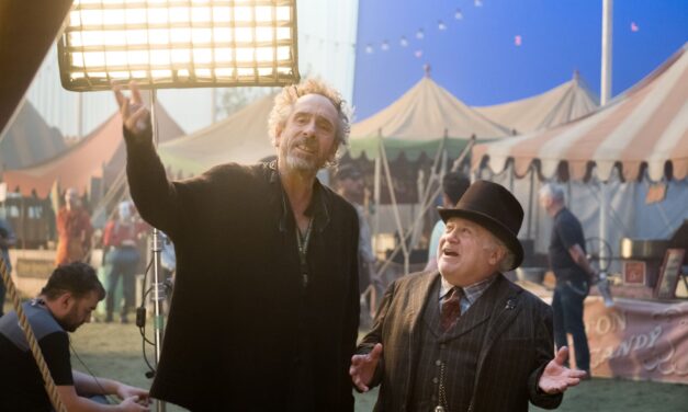 Dumbo, Tim Burton: “Ho scelto attori che conoscevo bene. Io e Danny DeVito abbiamo fatto tre film a tema circense e a nessuno dei due piace il circo”