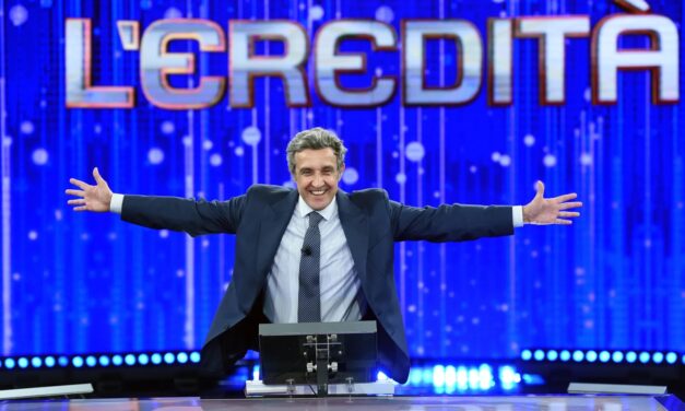 Flavio Insinna sull’addio all’Eredità: “Fosse successo a 30 anni avrei reagito con rabbia e paura. Ora accetto le decisioni in modo diverso”