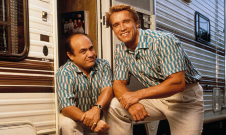 I gemelli, Danny DeVito: “Schwarzenegger amava farmi gli scherzi sul set. Io ero a dieta, mi faceva portare tutte schifezze del camerino”