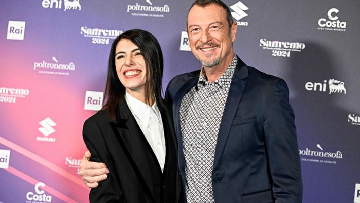 Giorgia sull’inciso di ‘E poi’: “Pippo Baudo ci fece riscrivere il ritornello a poche ore dalla chiusura delle iscrizioni a Sanremo ’94. Alla fine aveva ragione lui!”