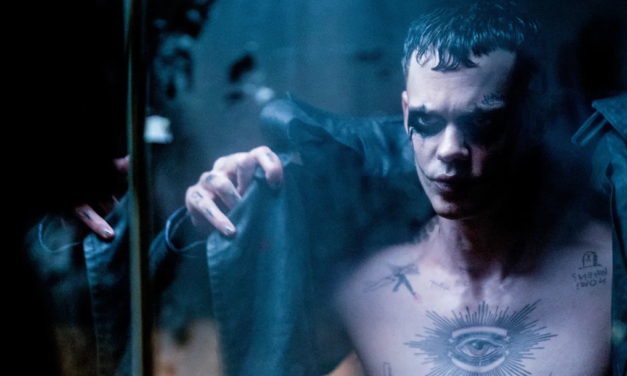 Il Corvo, le prime immagini del remake con Bill Skarsgård nei panni di Eric Draven