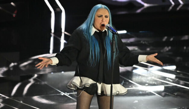 Loredana Bertè, malore improvviso a Roma. Spostata a maggio la data romana del suo tour.