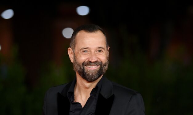 Fabio Volo: “Non sono adatto al mondo della tv come Scotti e Amadeus, non ce la faccio a fare la stessa cosa, mi annoio e non mi interessa”