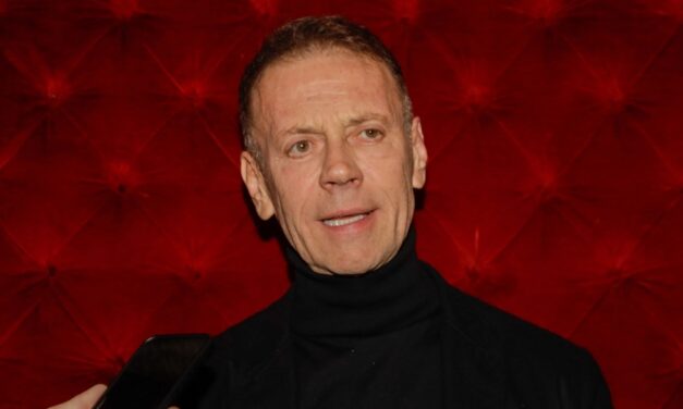 Rocco Siffredi risponde alla denuncia per molestie della giornalista: “Faceva continue allusioni al sesso, le ho chiesto scusa per alcune parole offensive”