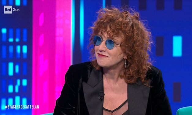 Sanremo, Fiorella Mannoia scherza sulla finta bestemmia: “Adesso la sento anch’io, come ti può venire in mente una roba del genere?”
