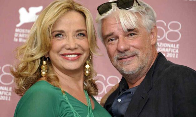 Simona Izzo: “Io e Ricky Tognazzi ci baciamo ancora e non solo! Molti vanno a fare terapia di coppia, noi invece la facciamo tra di noi!”