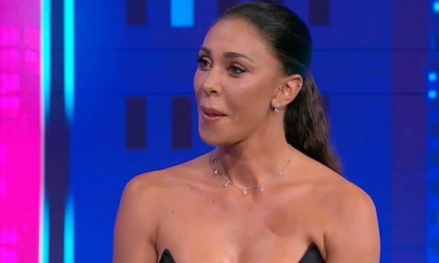 Belen Rodriguez: “Come immaginavo la mia vita dieci anni fa? Come la vita che ho adesso ma con meno corna!”