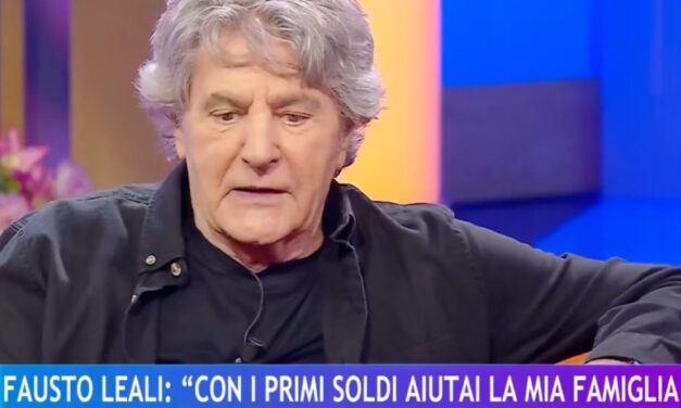 Fausto Leali su A chi: “Con i primi soldi aiutai la mia famiglia, comprai la casa così nessuno mi avrebbe mandato via”