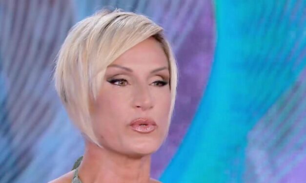 Annalisa Minetti: “A 18 anni mi hanno diagnosticato la retinite pigmentosa. Ho iniziato ad accorgermene a 16 anni”