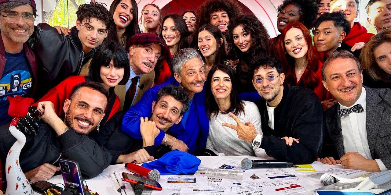 ‘VIVA RAI2!’, Fiorello: “Warner sta trattando per acquistare il polo giornalistico di La7. Mentana e Floris al Nove?